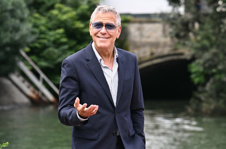 Venice to roll out red carpet for Clooney on opening night in 3 hours